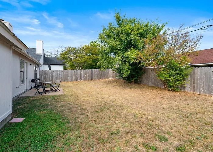 Spacious Family In W Private Yard * Round Rock