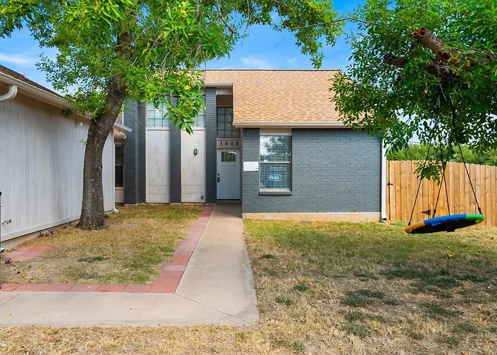 Spacious Family In W Private Yard Round Rock